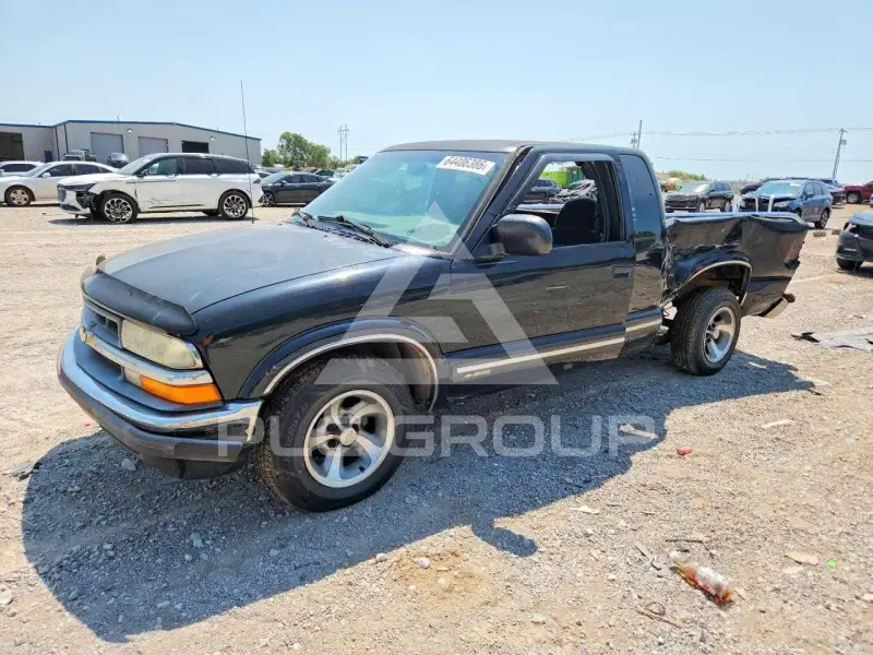 2001 Chevrolet S10 фото
