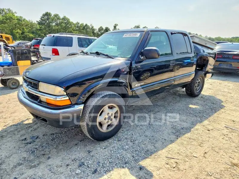 2001 Chevrolet S10 фото