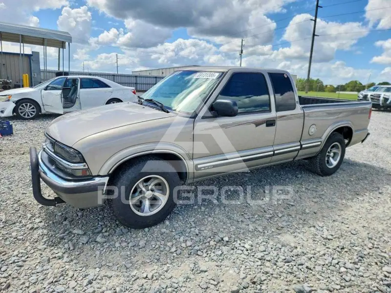 2001 Chevrolet S10 фото