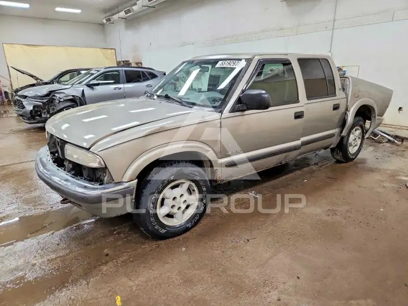 2001 Chevrolet S10 фото