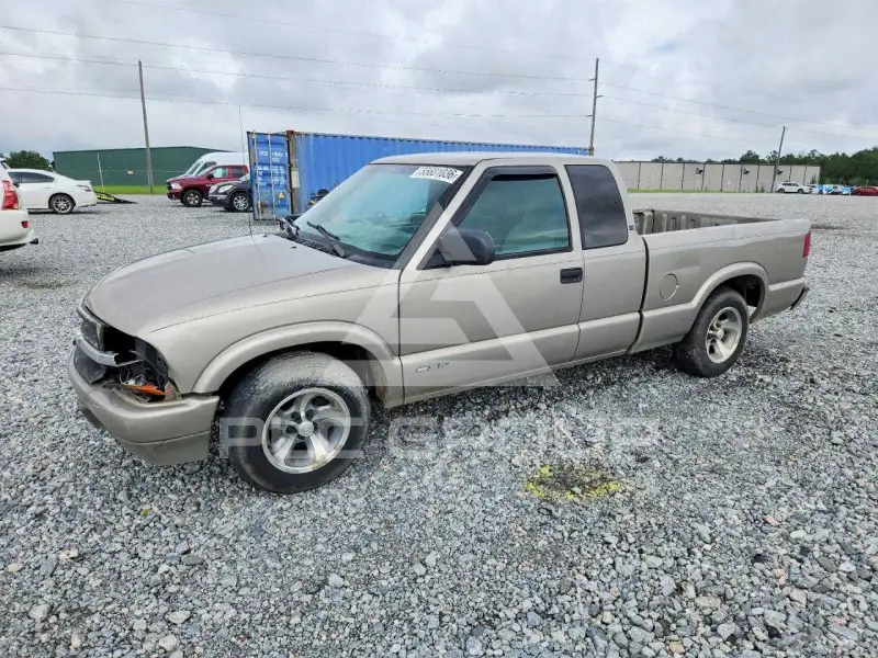 2001 Chevrolet S10 фото