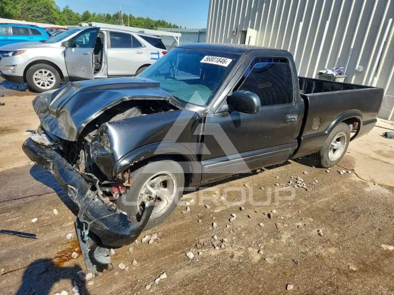 2001 Chevrolet S10 фото