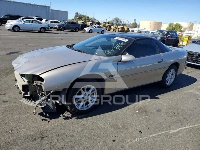 2001 Chevrolet Camaro photo