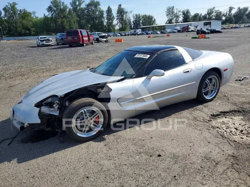 2001 Chevrolet Corvette photo