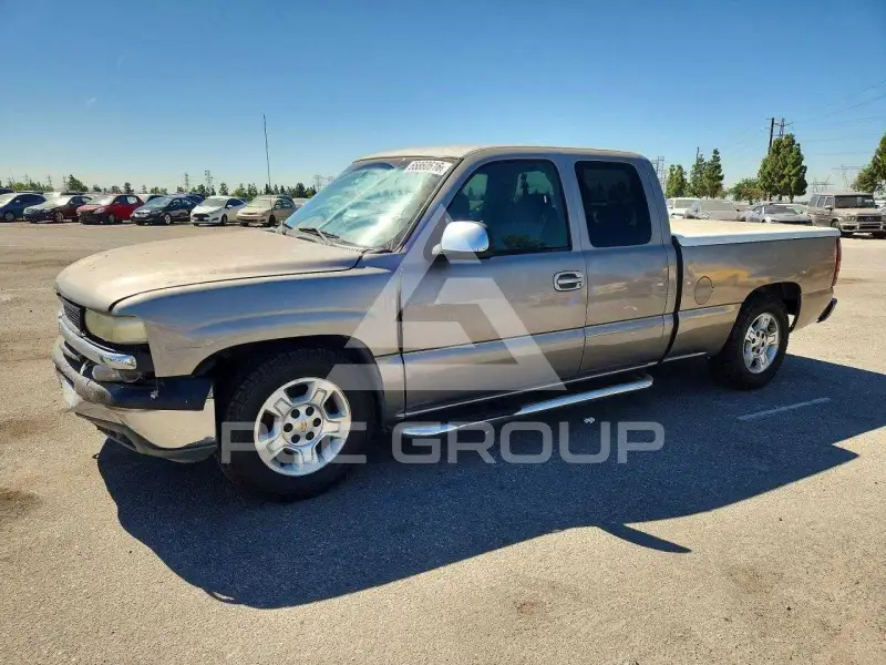 2001 Chevrolet Silverado photo