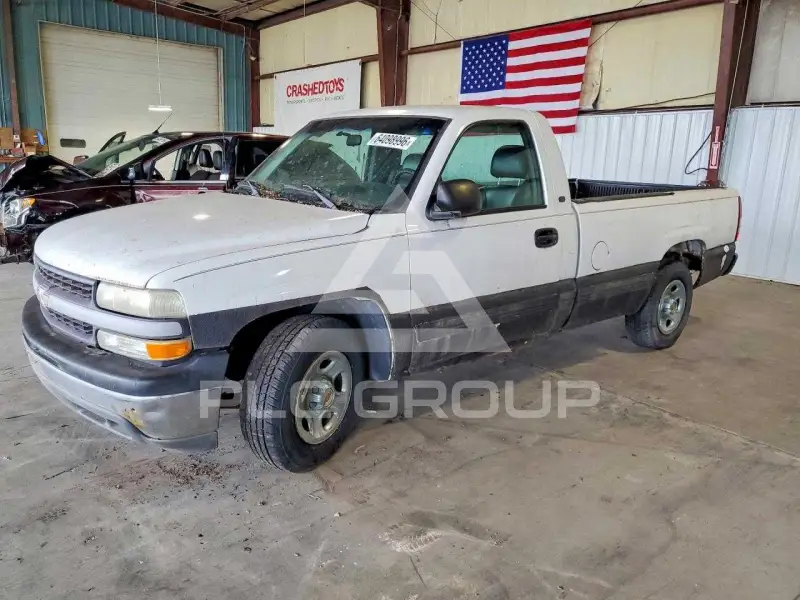 2001 Chevrolet Silverado photo