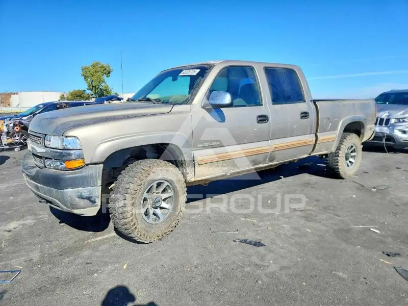 2001 Chevrolet Silverado photo