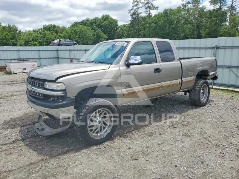 2001 Chevrolet Silverado photo