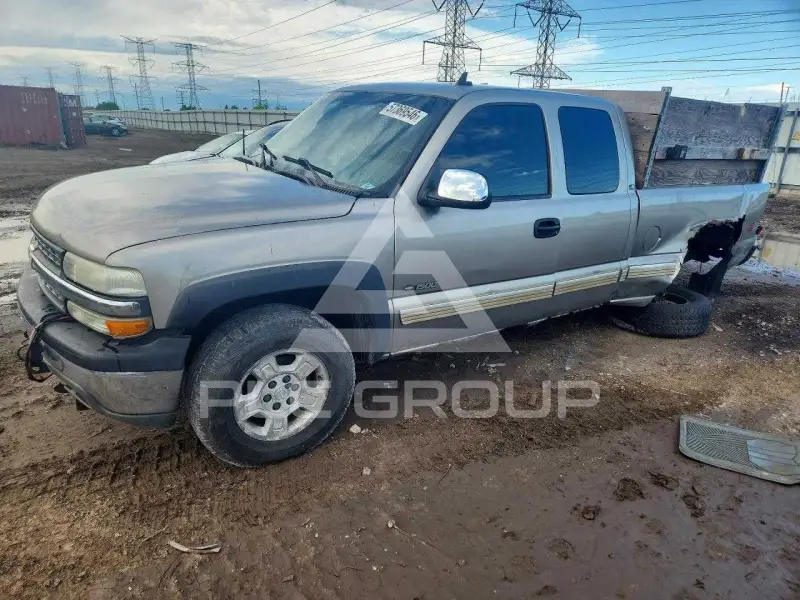 2001 Chevrolet Silverado photo