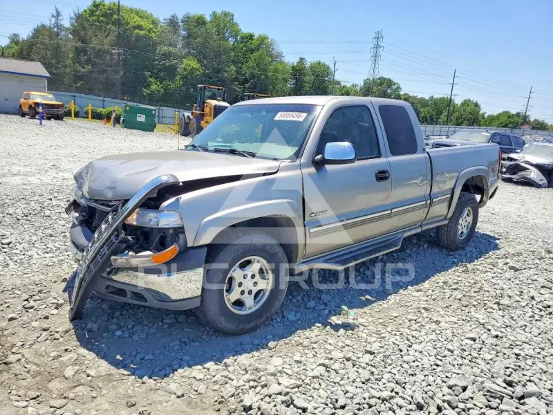 2001 Chevrolet Silverado photo