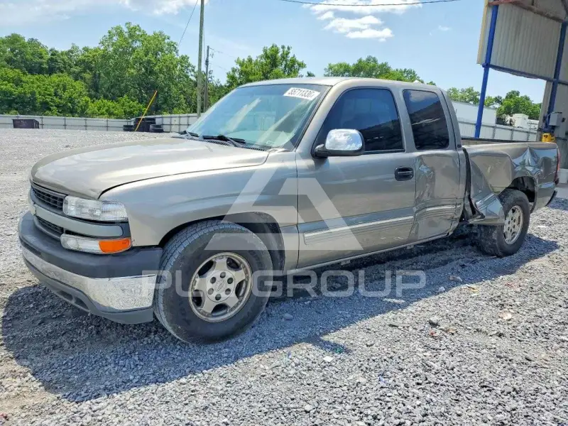 2001 Chevrolet Silverado photo