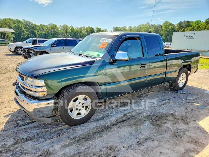 2001 Chevrolet Silverado photo