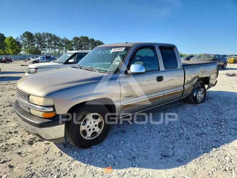 2001 Chevrolet Silverado photo