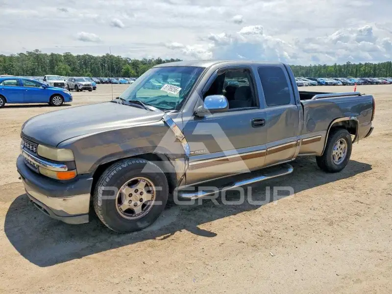 2001 Chevrolet Silverado photo