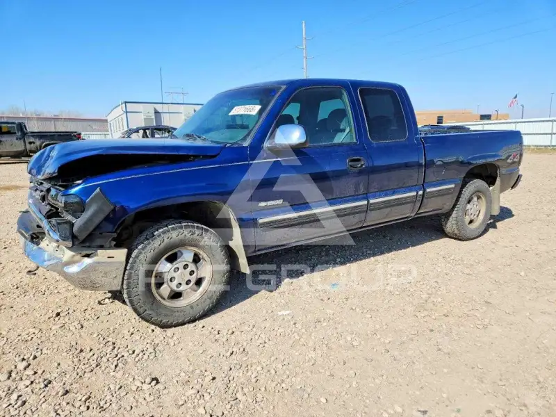 2001 Chevrolet Silverado photo
