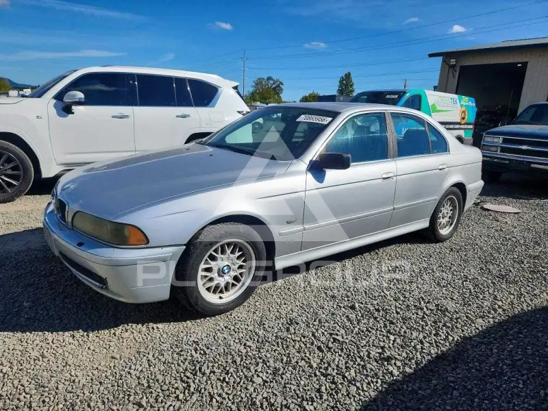 2001 BMW 525 photo