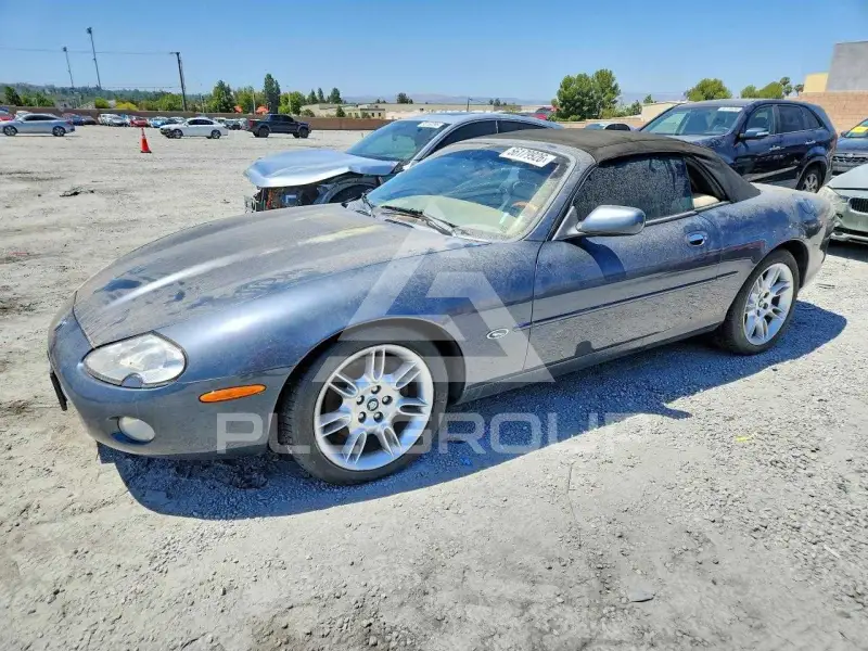 2001 Jaguar XK8 фото