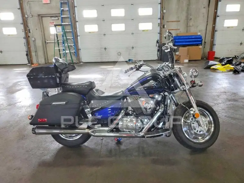 2001 Suzuki  photo