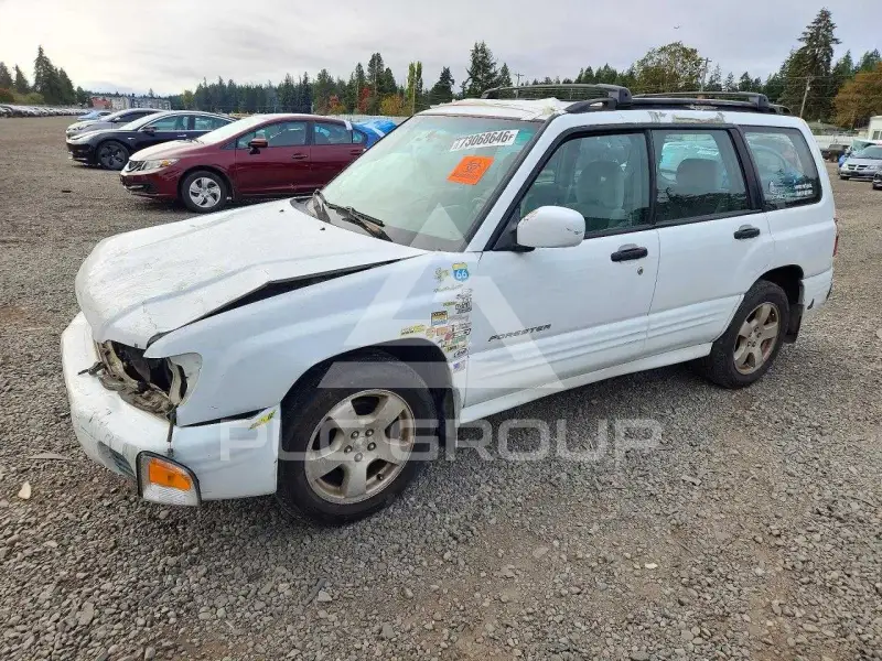 2001 Subaru Forester photo