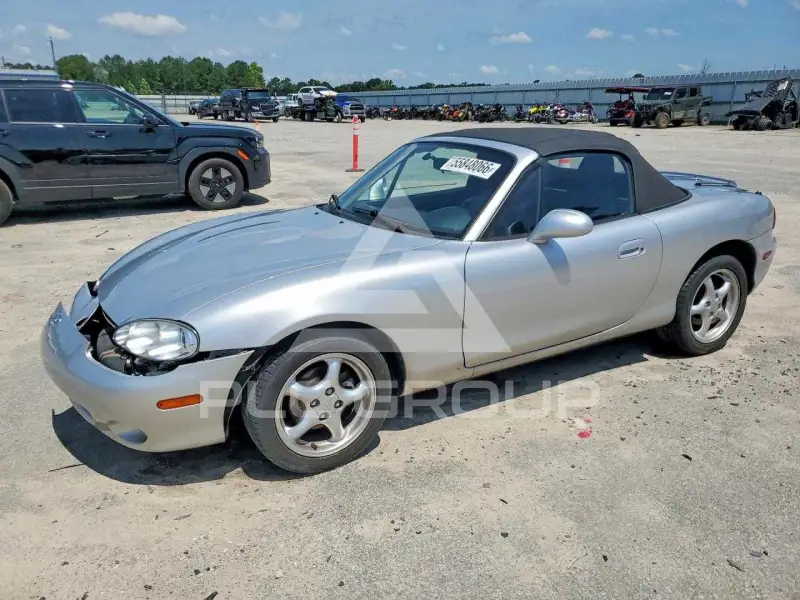 2001 Mazda MX-5 photo