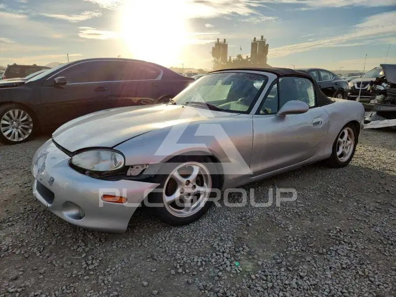 2001 Mazda MX-5 photo