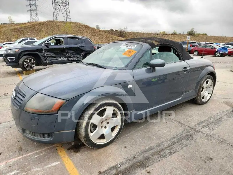 2001 Audi TT photo