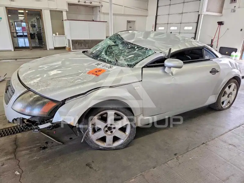 2001 Audi TT фото