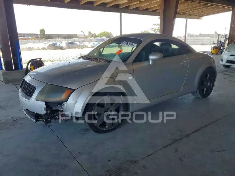 2001 Audi TT photo