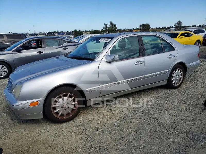 2001 Mercedes Benz E-Class фото