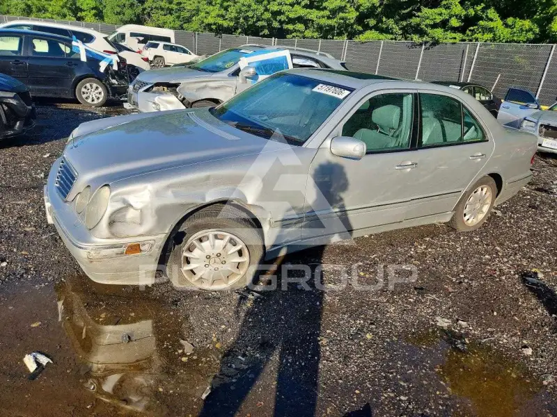 2001 Mercedes Benz E-Class фото