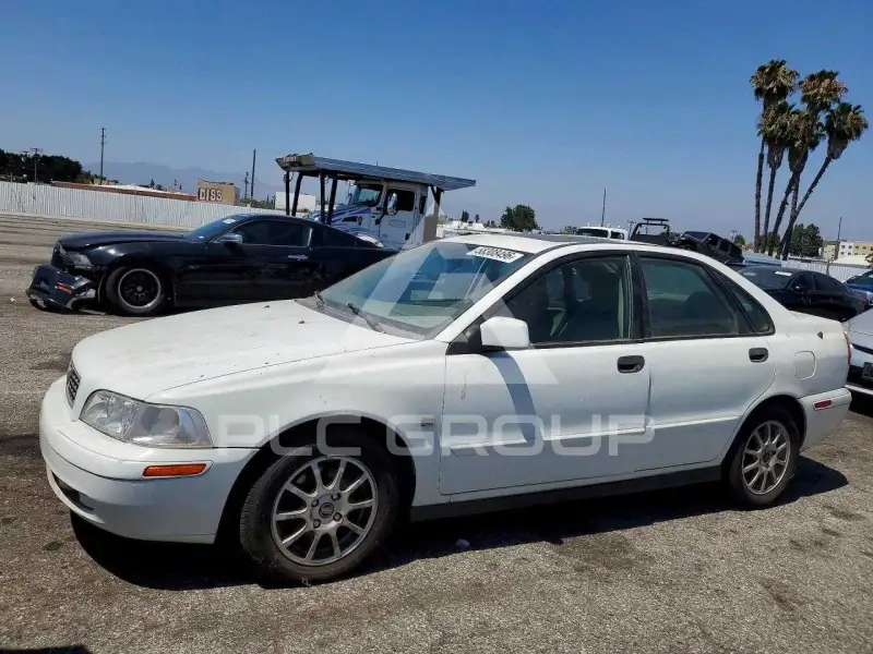 2001 Volvo S40 фото