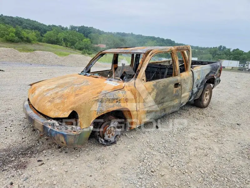 2001 GMC 1500 фото