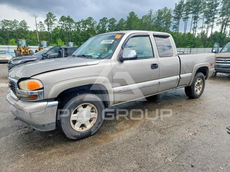 2001 GMC Sierra photo