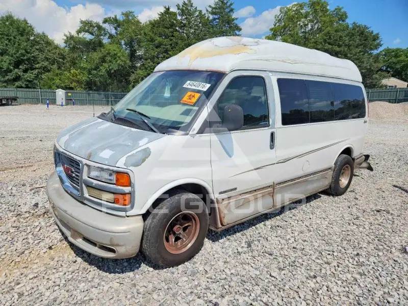 2001 GMC Savana photo