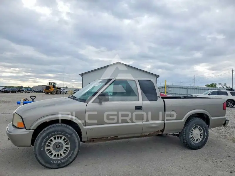 2001 GMC SONOMA фото