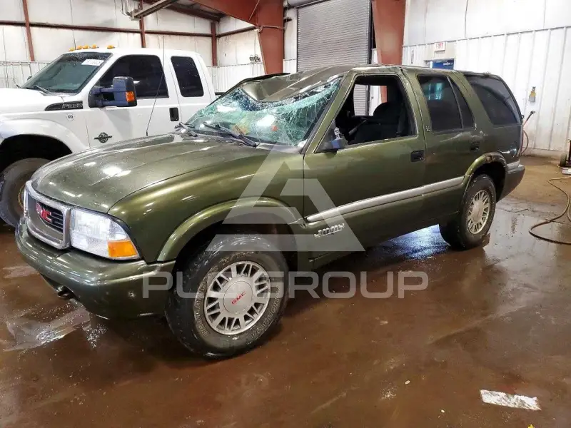 2001 GMC Jimmy photo