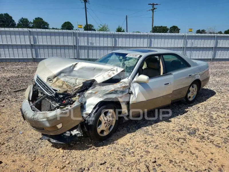 2001 Lexus ES300 фото