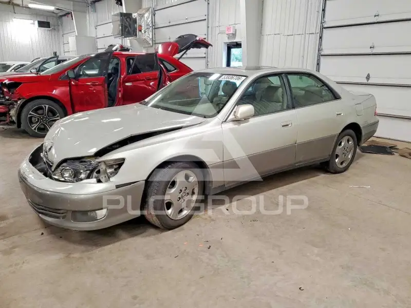 2001 Lexus ES300 photo