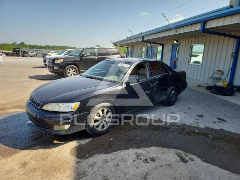 2001 Lexus ES300 photo