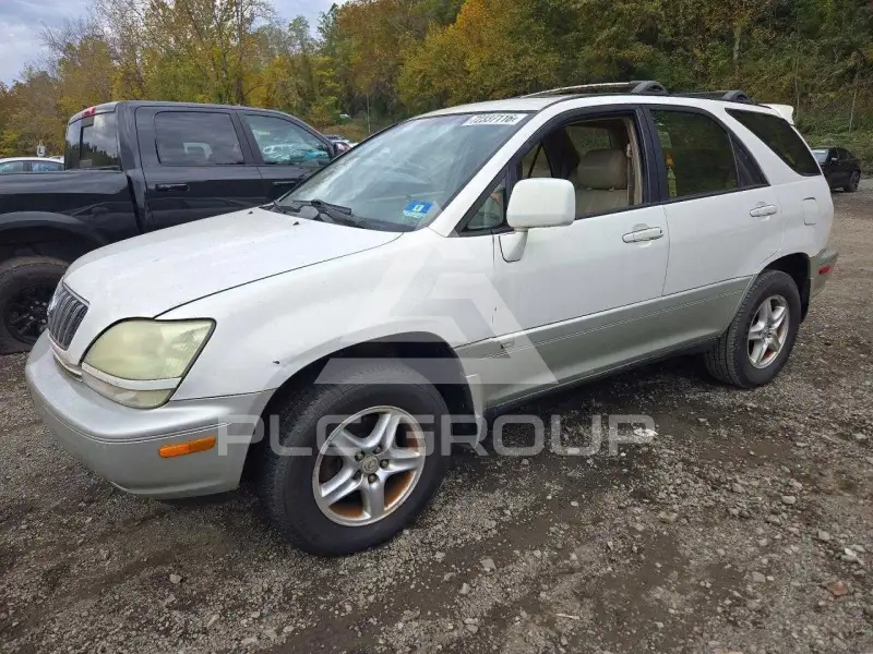 2001 Lexus RX300 photo
