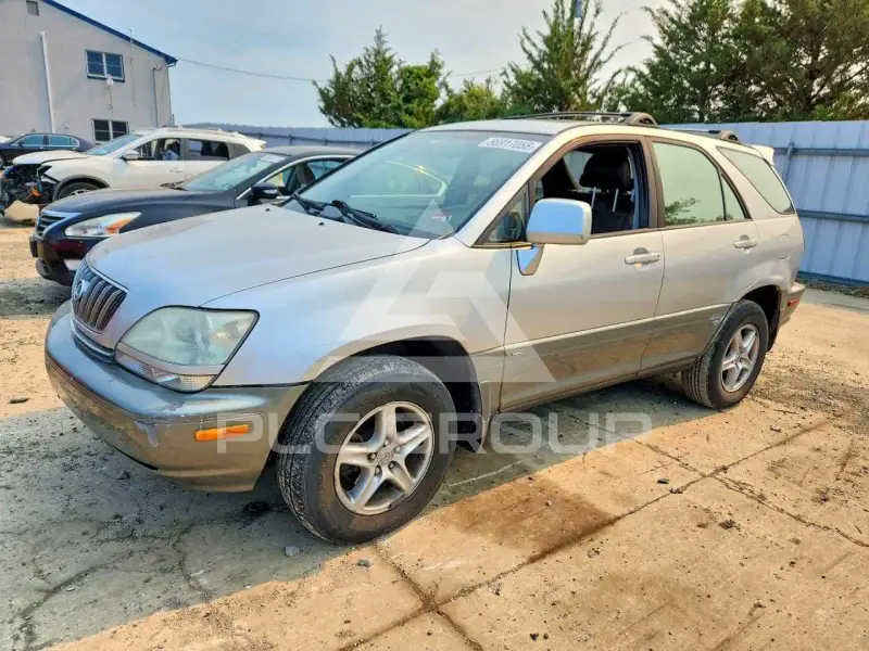 2001 Lexus RX300 photo