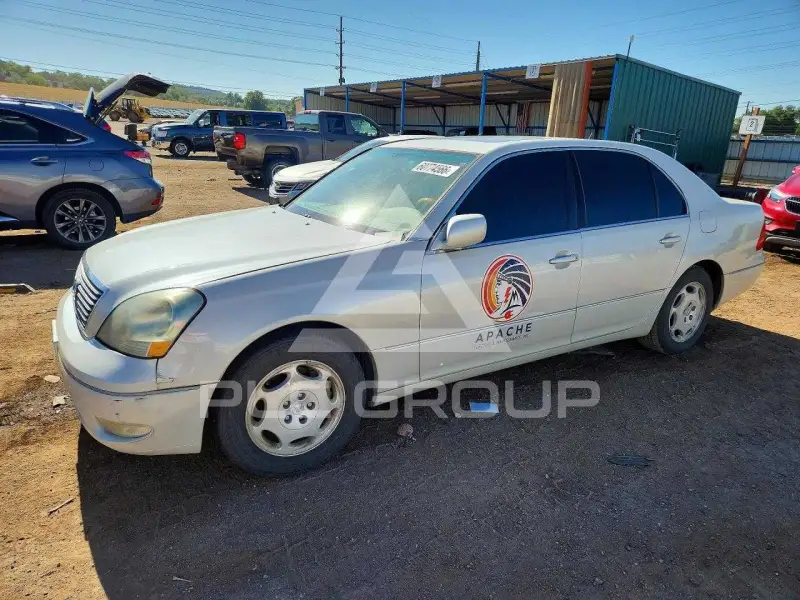2001 Lexus LS430 photo