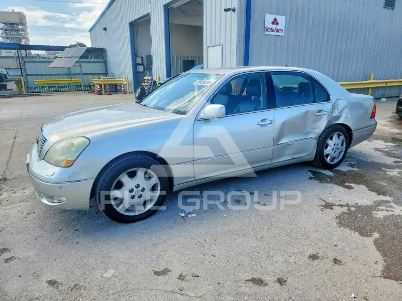 2001 Lexus LS430 photo