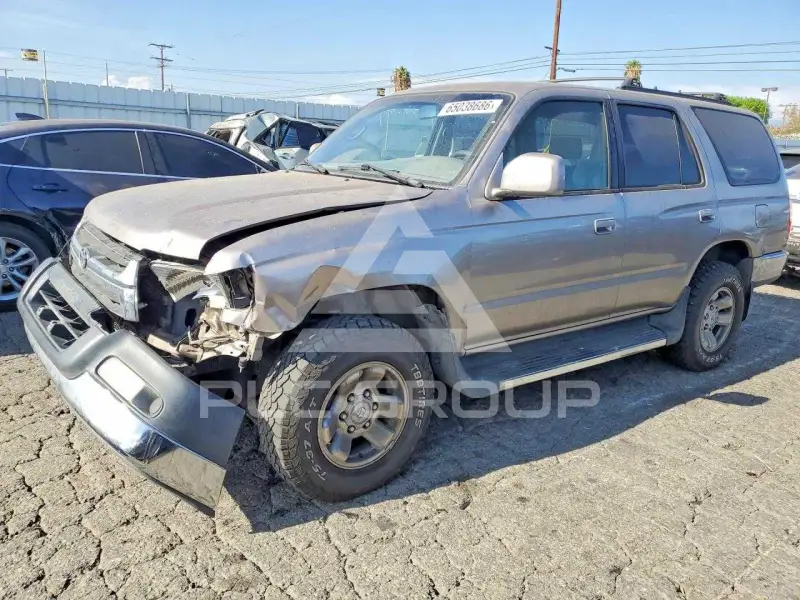 2001 Toyota 4 RUNNER photo