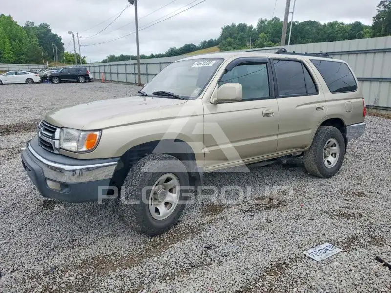 2001 Toyota 4 RUNNER photo