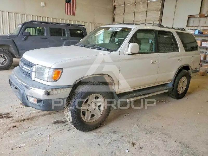 2001 Toyota 4 RUNNER photo
