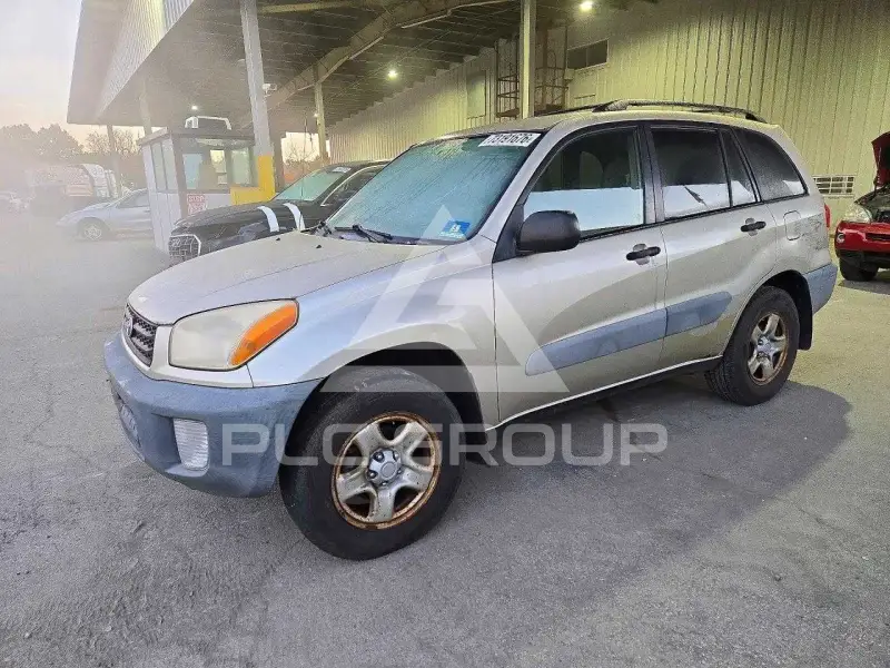 2001 Toyota RAV4 photo