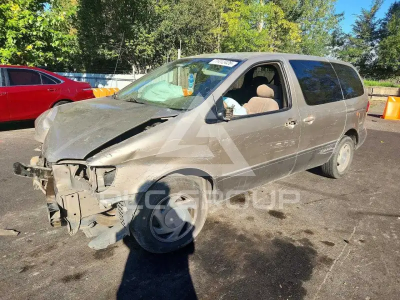 2001 Toyota SIENNA фото