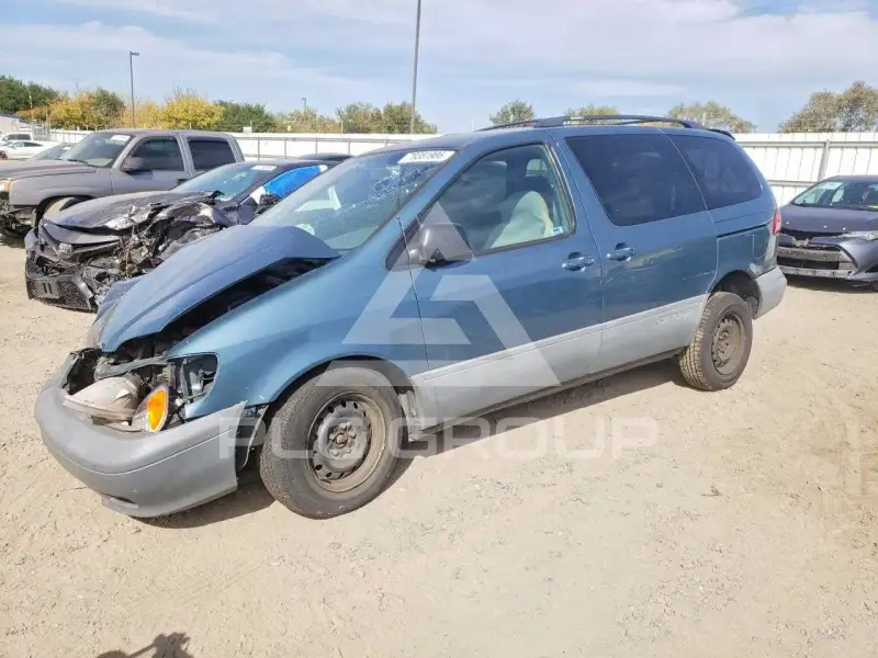 2001 Toyota SIENNA фото