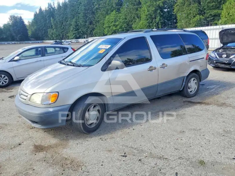 2001 Toyota SIENNA фото
